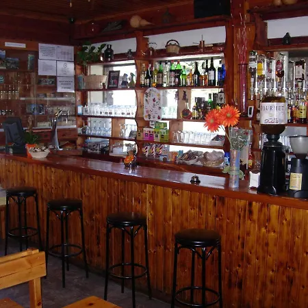 Pas De La Pera Πανσιόν 3*
